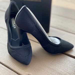 Charles by Charles David Cute Knit Pumps